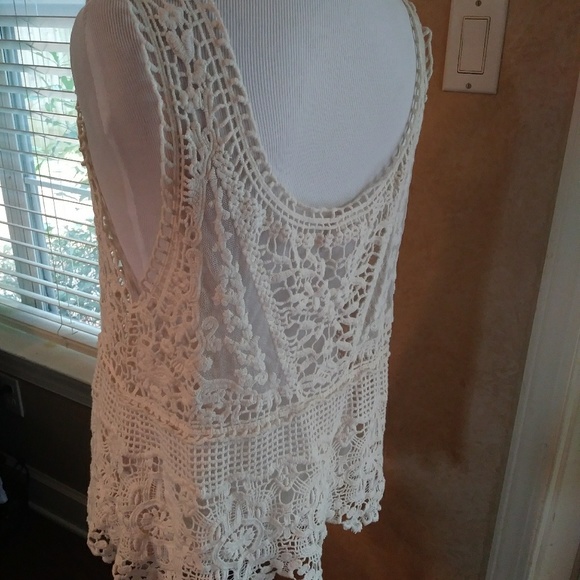 Noelle Crochet Cover Up Tank Top Size S/M - Picture 5 of 7